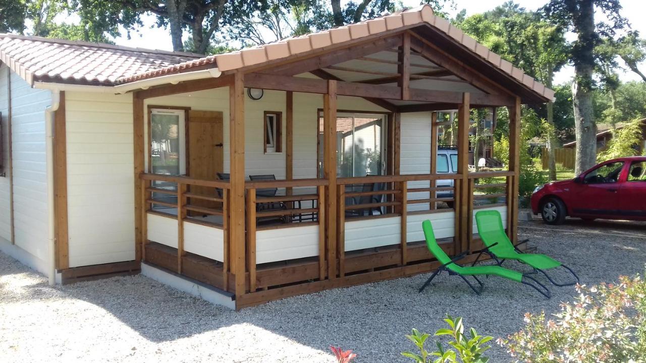 Chalet Avec Piscine Azur Luaran gambar